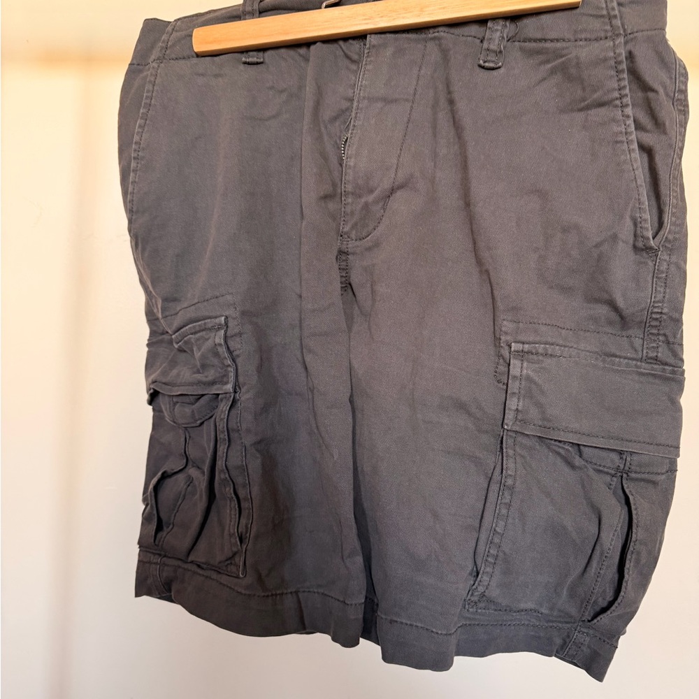 Old Navy Charcoal Cargo Shorts for Men